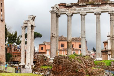 Roma'da eski binalar