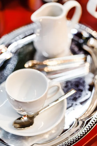 Utensílios para serviço de mesa de cerâmica — Fotografia de Stock