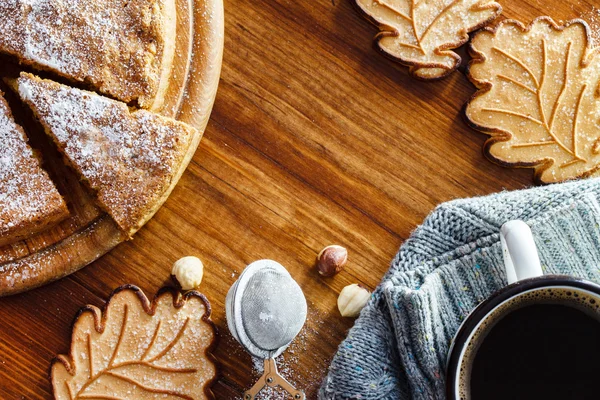 Autumn cake with cookies — Stock Photo, Image