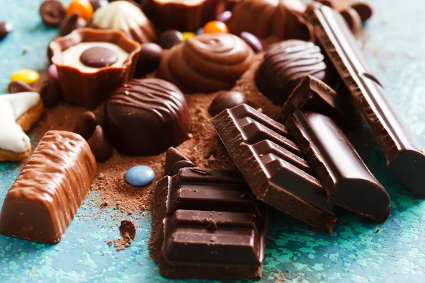 Schokoladenbonbons und Bonbons — Stockfoto