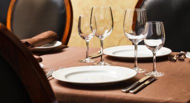 Yemek için masa hazır.