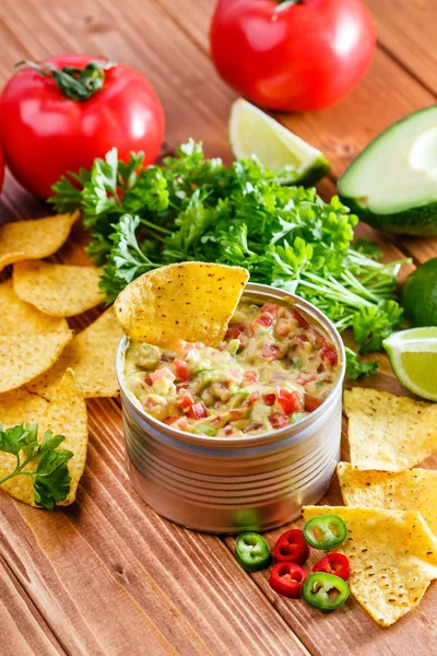 Guacamole with avocado and tomatoes — Stock Photo, Image