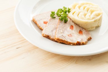 Patates püresi ile et