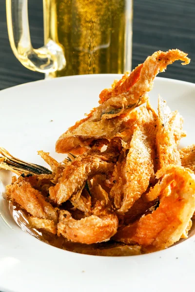 Fried shrimps in plate — Stock Photo, Image
