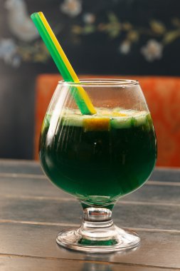 Lezzetli bir kokteyl.