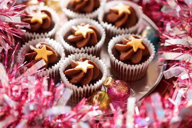 Noel tereyağı krema kek