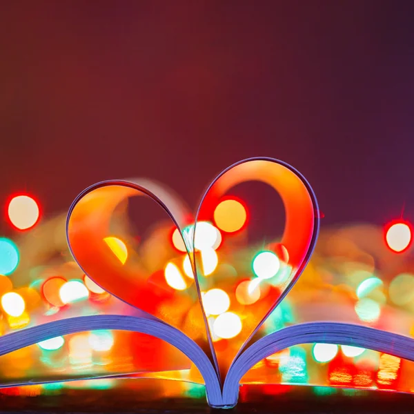 Heart with pages — Stock Photo, Image