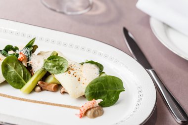 Keçi peynirli sebzeli