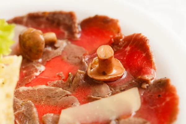 Heerlijk vlees carpaccio — Stockfoto