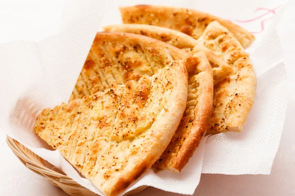 Pita brood segmenten — Stockfoto