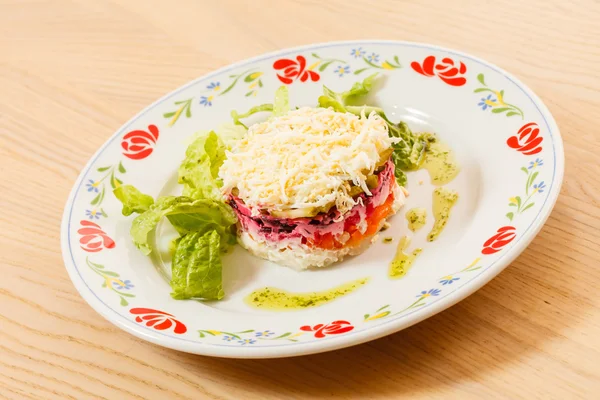 Salat mit Rote Bete und Mayonnaise — Stockfoto