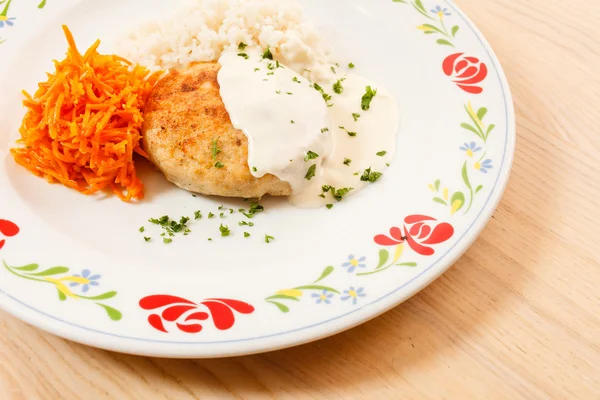 Rice and cutlet with rice — Stock Photo, Image