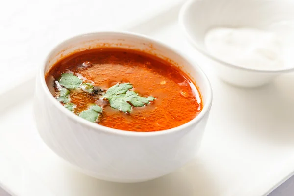 Sopa de tomate com legumes — Fotografia de Stock