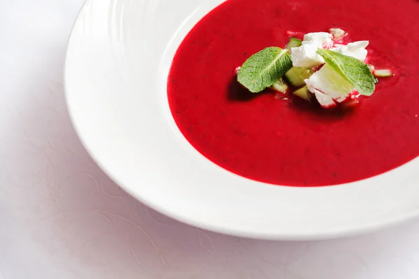 Beetroot and tomato soup — Stock Photo, Image