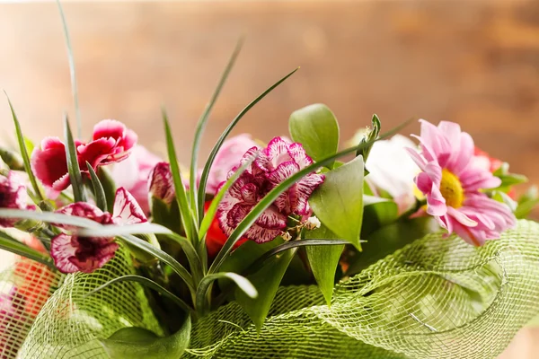 Schöner Blumenstrauß — Stockfoto