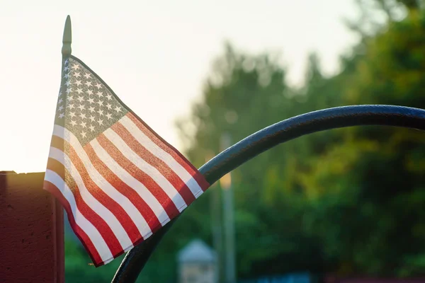 Amerikanische Flagge im Hintergrund — Stockfoto