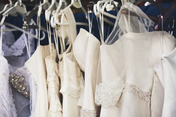 Vestido de casamento branco — Fotografia de Stock