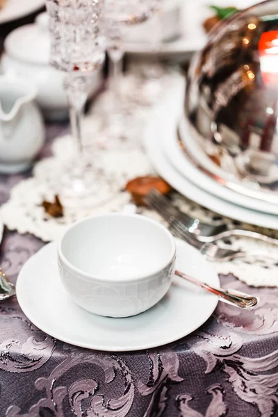 Ceramiczne naczynia na stół — Zdjęcie stockowe