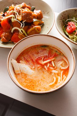 Farklı Japon yemekleri