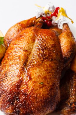 Elma kavrulmuş hindi