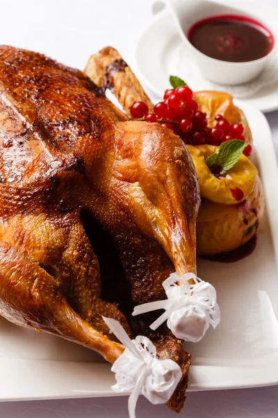 Roasted turkey with apples — Stock Photo, Image