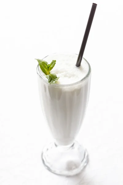 Smakelijke Milkshake cocktail — Stockfoto