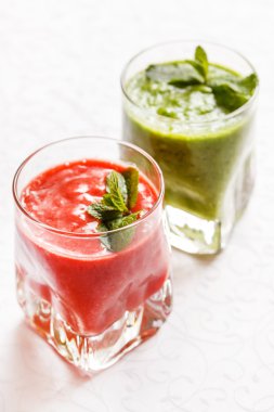Detox vegetable smoothie