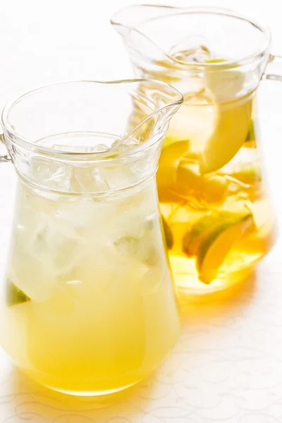 Letní limonádu nápoj — Stock fotografie
