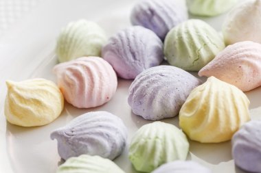 renkli beze tatlılar