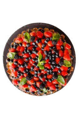 beyaz üzerine meyve tart