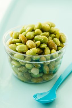 Fried edamame fasulye