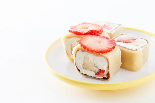 Rollos dulces con queso crema —  Fotos de Stock