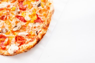 pişmiş lezzetli pizza