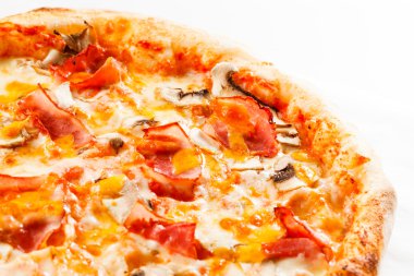 pişmiş lezzetli pizza