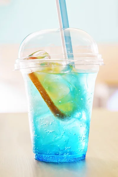 Blauer Sommercocktail — Stockfoto