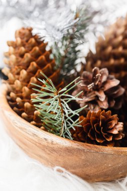 Koniler ile Noel süsleri