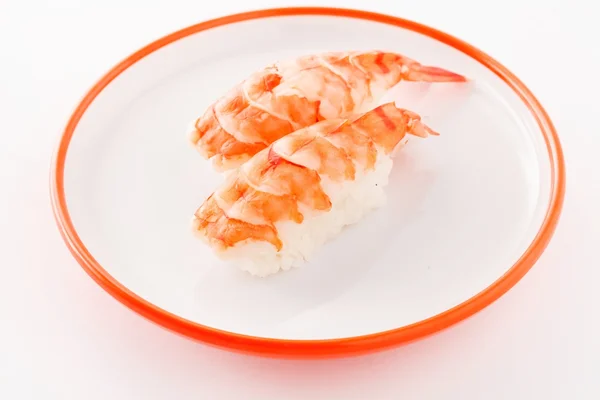 접시에 새우와 초밥 — 스톡 사진