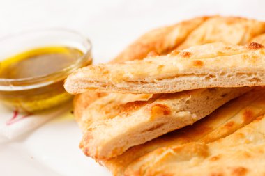 zeytinyağı ile ekmek