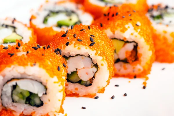 Sushi tekercs készlet kaviárral — Stock Fotó