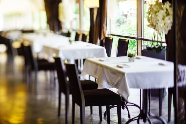 Interior del restaurante moderno — Foto de Stock