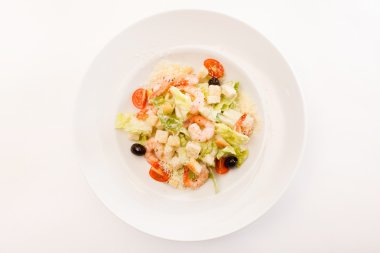 Sezar salatası plaka üzerinde