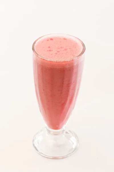 Glas aardbei melk cocktail — Stockfoto
