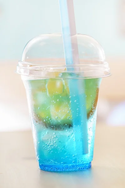 Blauer Sommercocktail — Stockfoto