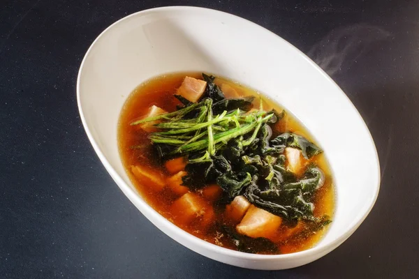 Bol de soupe miso — Photo