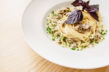 İtalyan pasta plaka