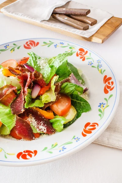 Vegetable salad with meat — Stock Photo, Image