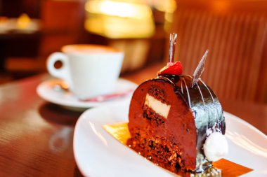 Masada kahve ile kek