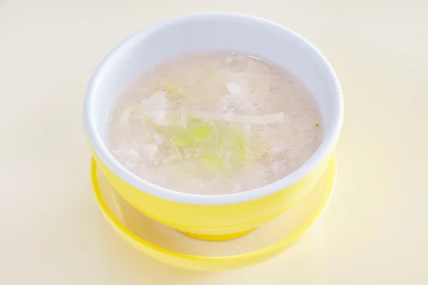 Zupa z kukurydzy w misce — Zdjęcie stockowe