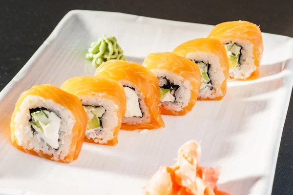 Leckere Sushi-Rollen aus nächster Nähe — Stockfoto