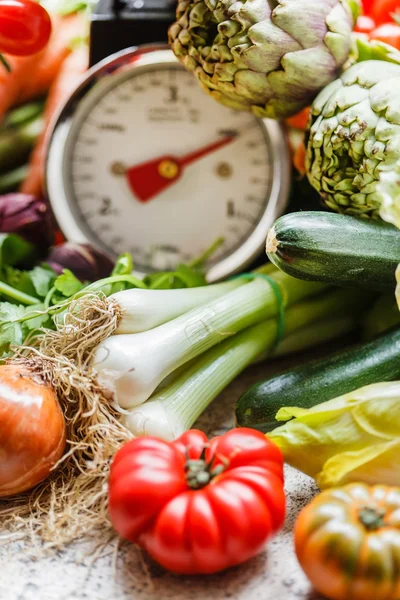 Verduras frescas en escamas —  Fotos de Stock